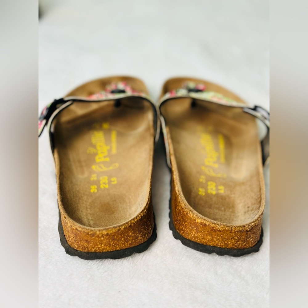Papillio by Birkenstock Floral Thong Sandals Size 36 or Size 5 - Picture 2 of 6